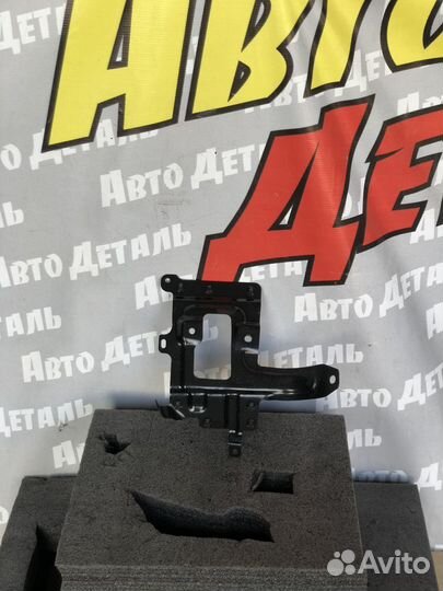 Кронштейн блока управления (Chery Tiggo 8 Pro)