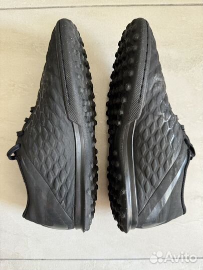 Футбольные шиповки Nike Hypervenom 3 Club TF