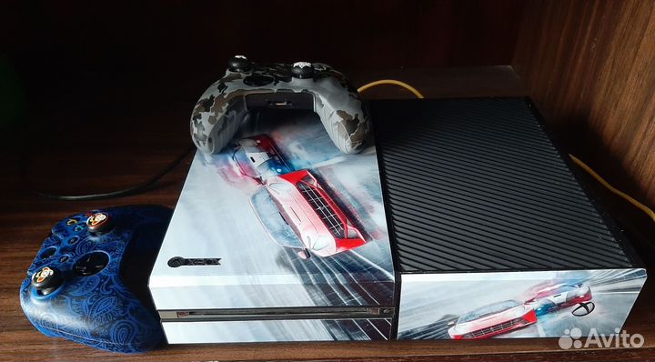 Игровая приставка xbox one 500 гб