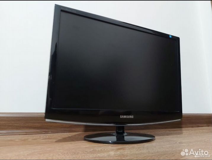 Монитор Samsung