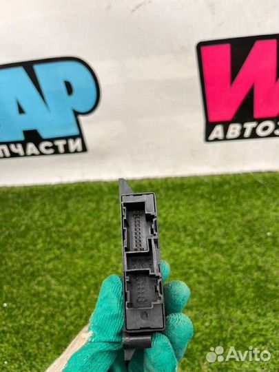 Блок управления парктрониками Ford Explorer 6 U625