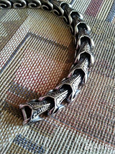 Стальной браслет
