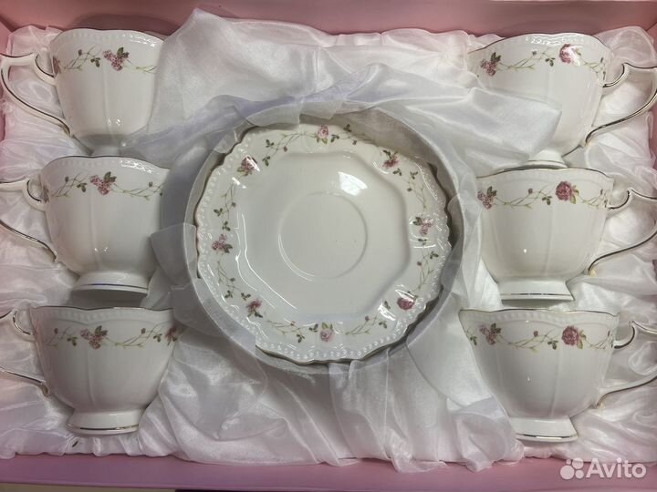 Чайный сервиз на 6 персон