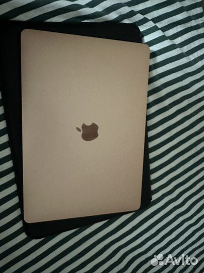 Macbook air m1 8/512