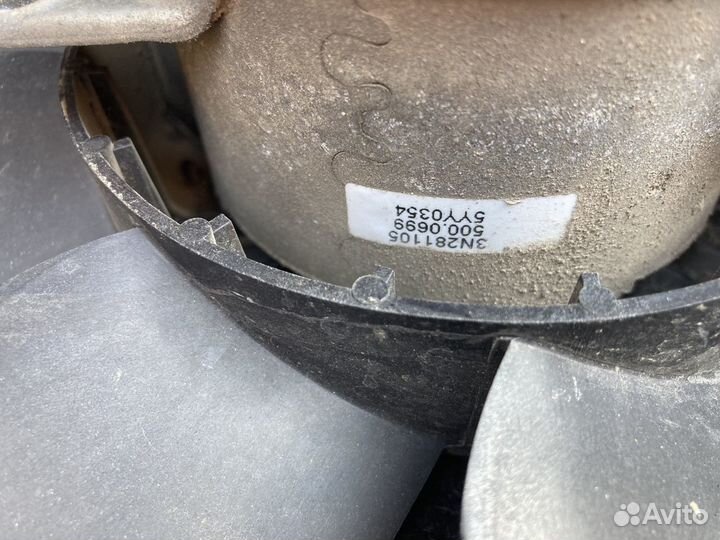 Вентилятор радиатора двигателя