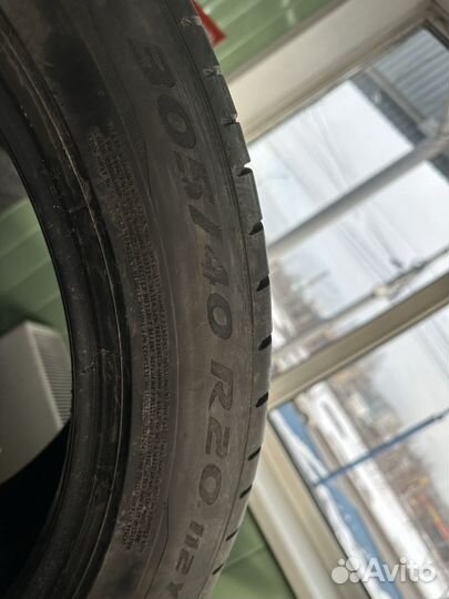 Pirelli P Zero PZ4 275/45 R20 и 305/40 R20