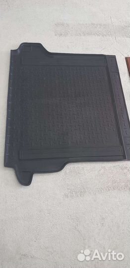 Коврик оригинал в багажник в Тойоту прадо 150