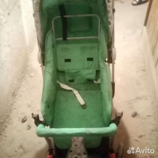 Прогулочная коляска