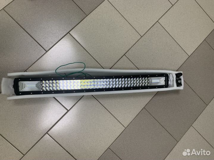 Светодиодная балка на крыш