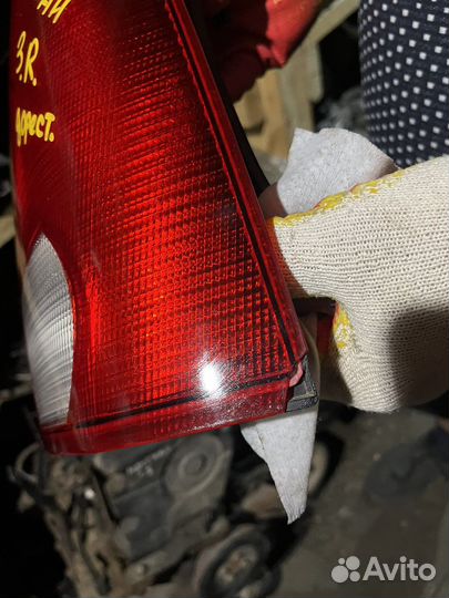 Фонарь задний правый Renault Logan дефект