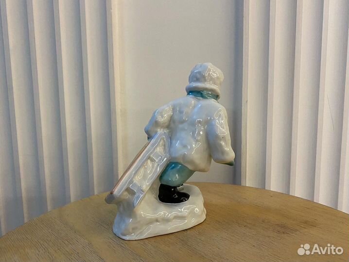 Статуэтка Девочка с санками Старый Киев СССР