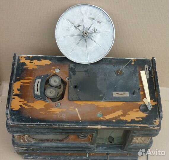 Ламповая радиола Минск Р-7. Корпус и другие части