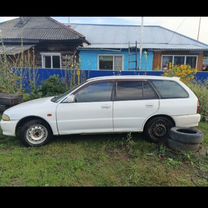 Mitsubishi Libero 1.6 AT, 2000, битый, 250 000 км, с пробегом, цена 110 000 руб.