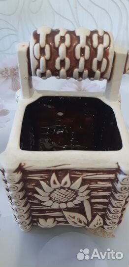 Декоративная керамическая сахарница-колодец