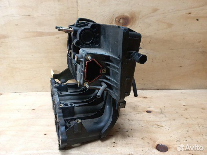 Коллектор впускной Mazda Demio DW3W B3E 2002