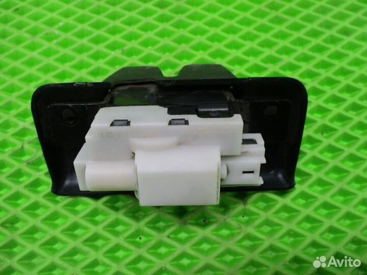 Замок багажника Renault Megane 2