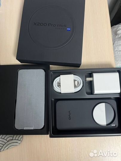 vivo X200 Pro mini, 12/256 ГБ