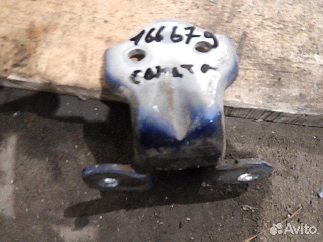 Петля двери задней правой нижняя Hyundai Sonata