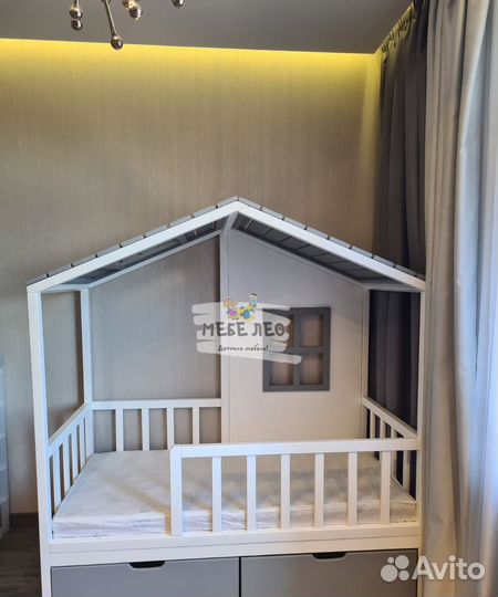 Детская кровать домик