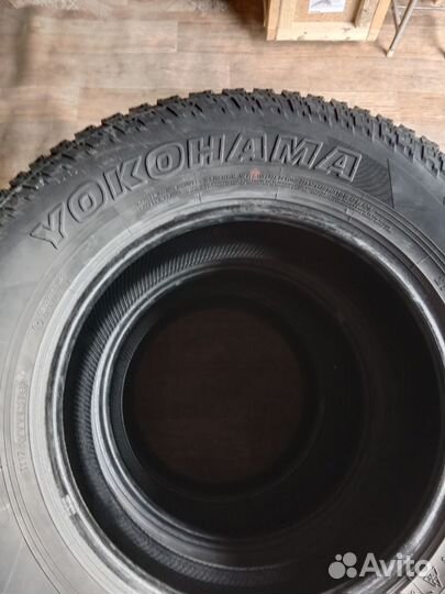 Yokohama Geolandar A/T G31 275/65 R17