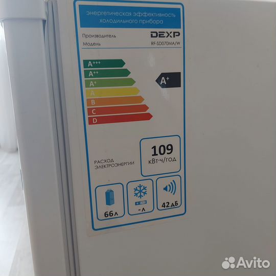 Холодильник компактный dexp RF-SD070MA/W белый