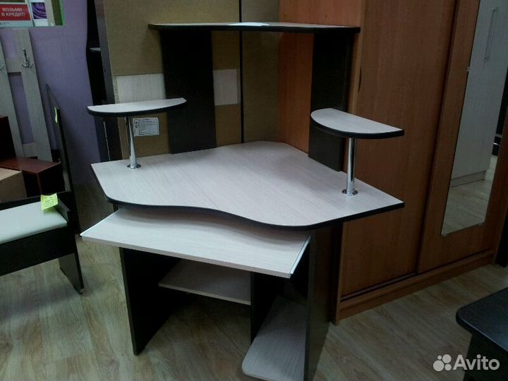 Стол Компьютерный угловой