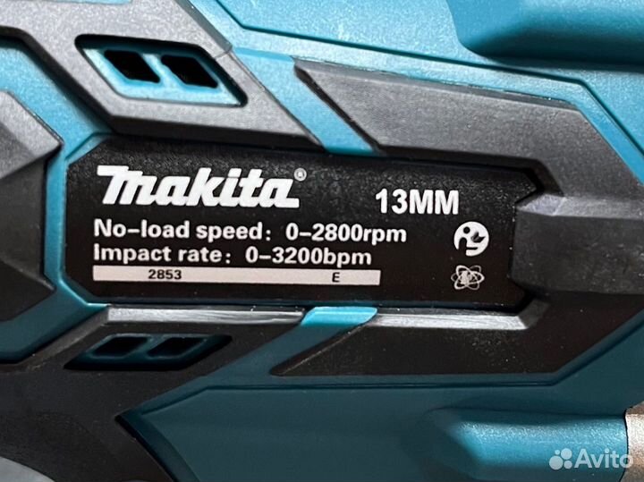 Бесщеточная дрель шуруповерт Makita 13mm