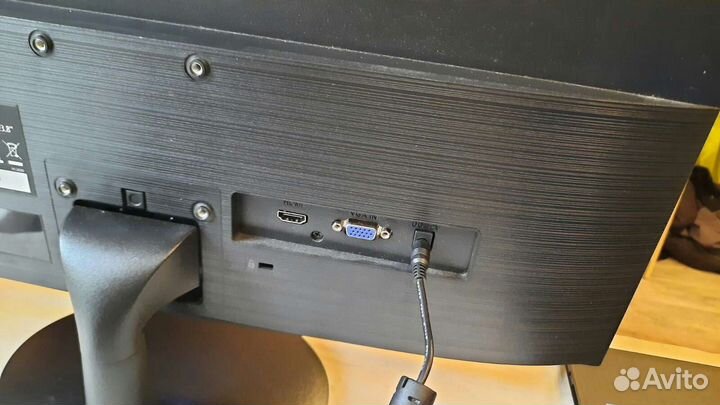 Современный тонкий игровой монитор 24 дюйма