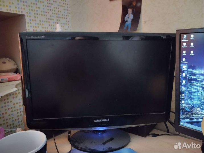 Монитор samsung
