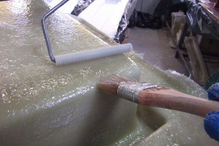 Ремонт стеклопластика лодки катер смола гелькоут