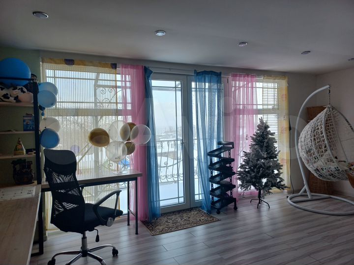 2-к. квартира, 55 м², 2/2 эт.