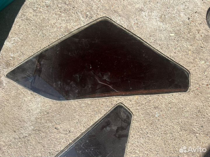 Задние форточки Ваз 2114