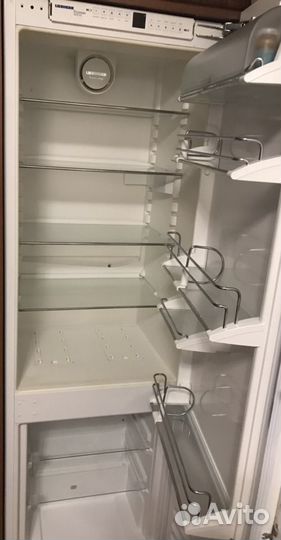 Вентилятор, светильник холодильника Liebherr