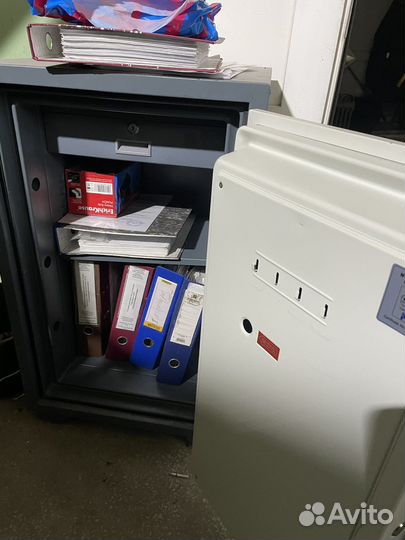 Сейф металлический бу