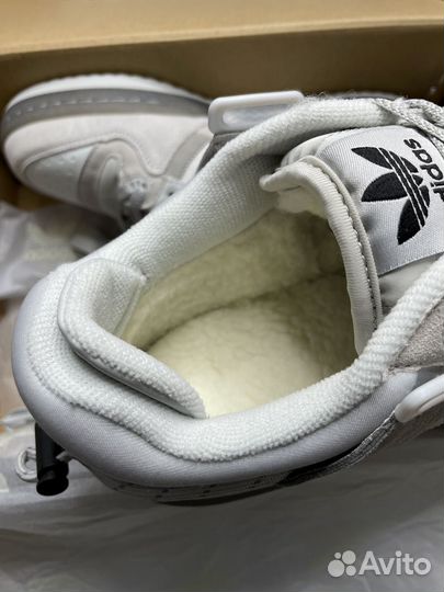 Кроссовки Adidas Forum x Bad Bunny с мехом