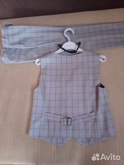 Нарядный костюм для мальчика