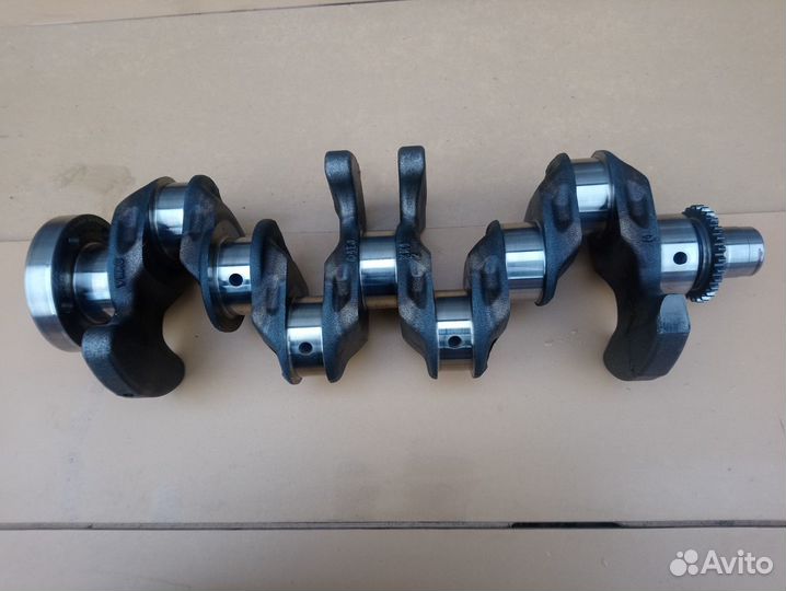 Коленвал VAG czda 1,4 л. 150 л.с