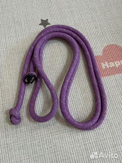 Гимнастическая скакалка