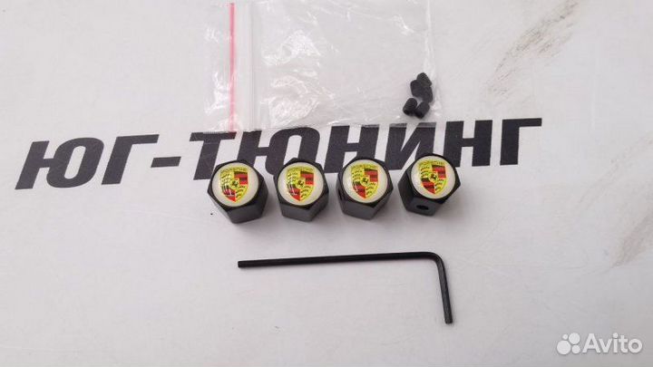 Колпачки на ниппель Porsche черные