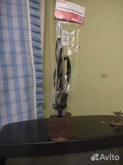 Антенна для тв комнатная