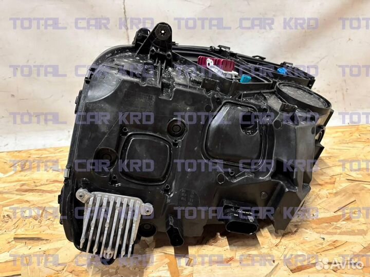 Фара правая Mercedes W223 A2239061804