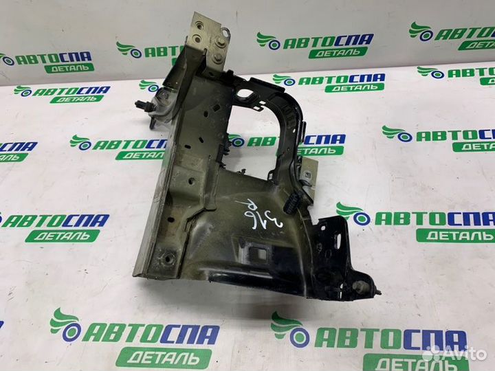 Лонжерон кузова передний правый Peugeot 208