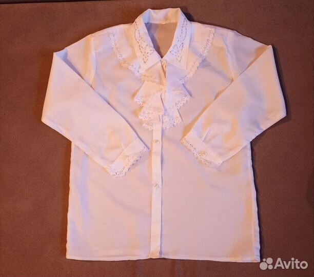 Блузка белая на 12-14 лет