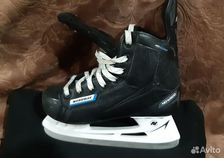 Коньки хоккейные б/у nordwei . Отл сост