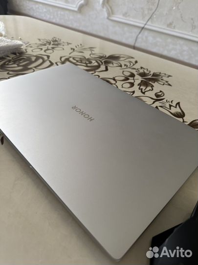 Honor Мagic Book 16 512gb