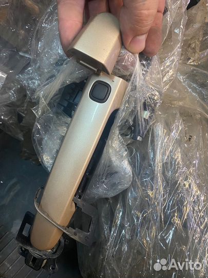 Ручка двери бесключевой доступ рав 4