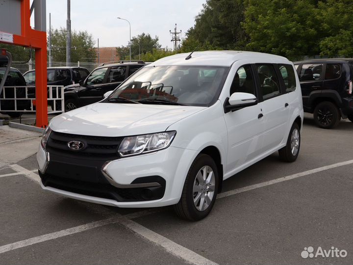 LADA Largus 1.6 МТ, 2024