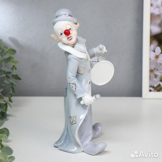 Сувенир керамика 'Клоун в голубом костюме с бараба
