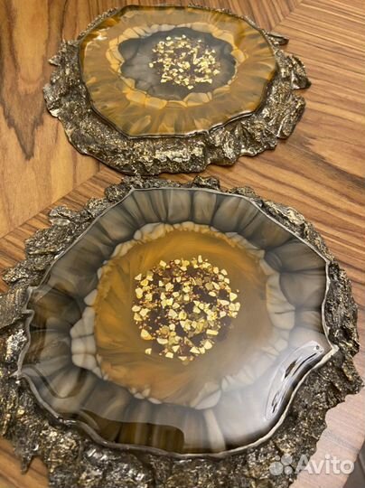 Подарок для любимых- плато для дорогих им вещей