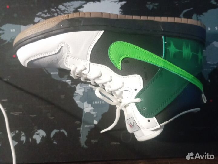 Кроссовки 43 размер осенние